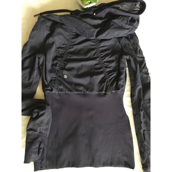 Lululemon Studio Jacket lll - Picture 6 of 8